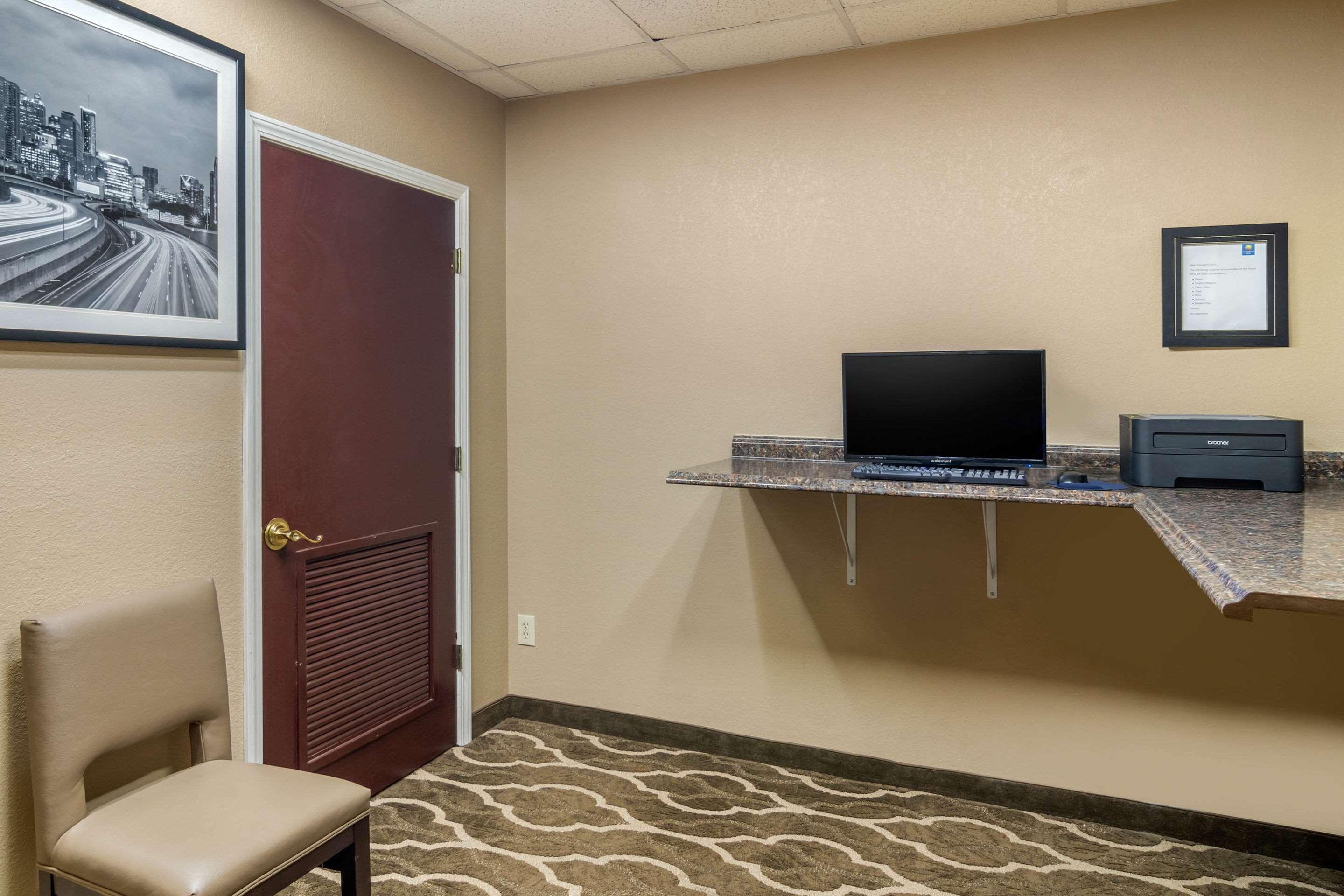 Comfort Inn & Suites Atlanta-Smyrna Exteriör bild