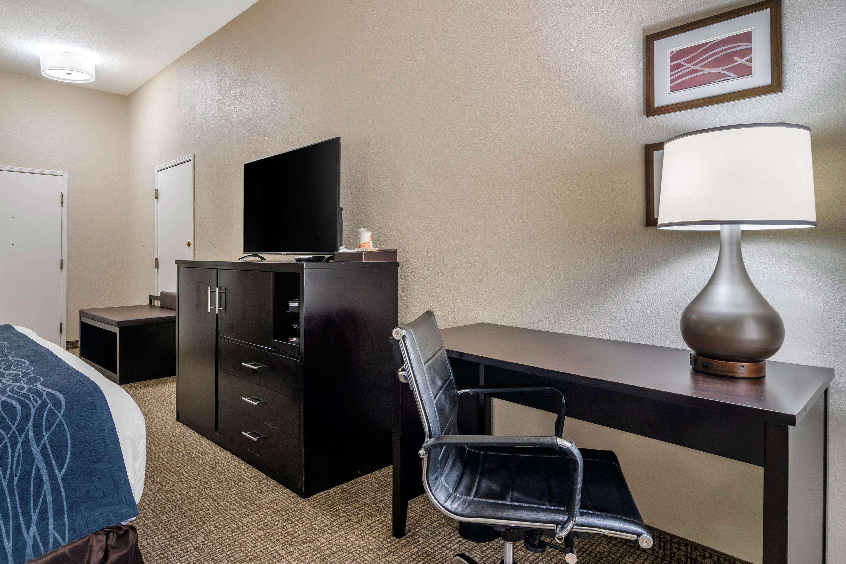 Comfort Inn & Suites Atlanta-Smyrna Exteriör bild