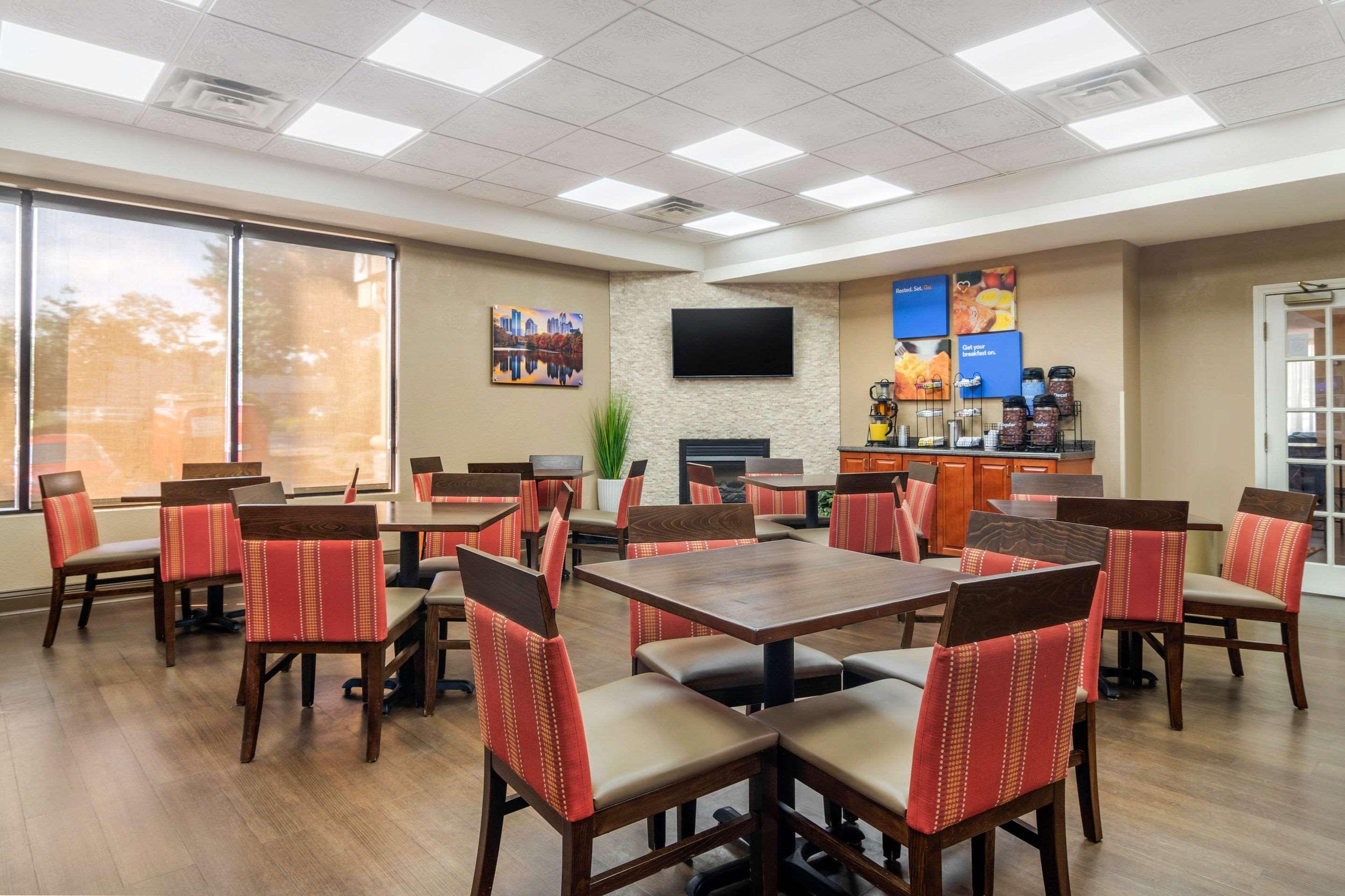 Comfort Inn & Suites Atlanta-Smyrna Exteriör bild