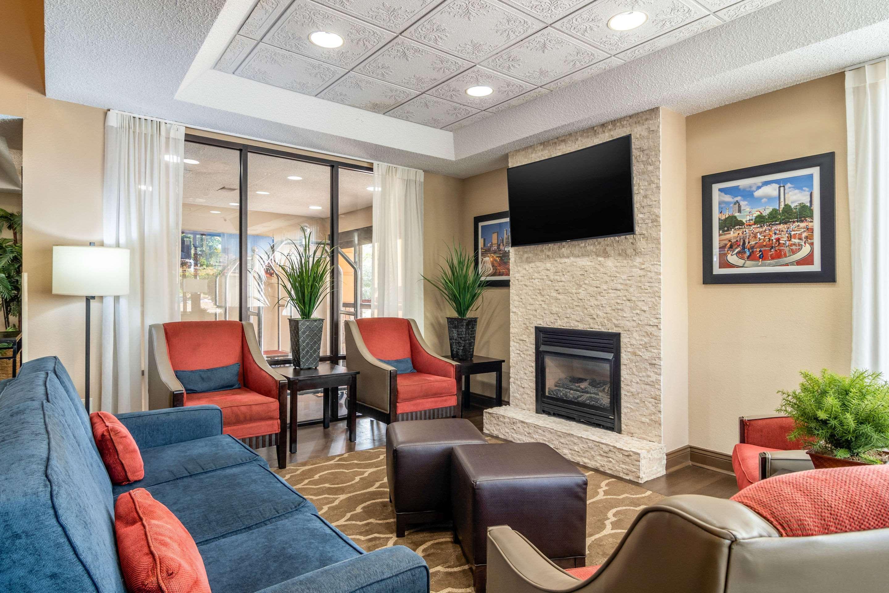 Comfort Inn & Suites Atlanta-Smyrna Exteriör bild